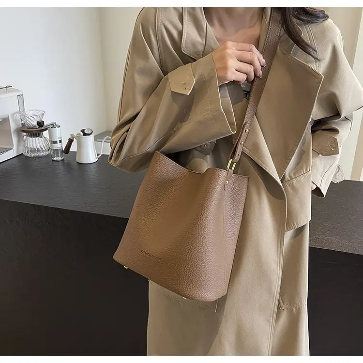 2024 Litchi Pattern Bucket Bag Women Tan — feature 28