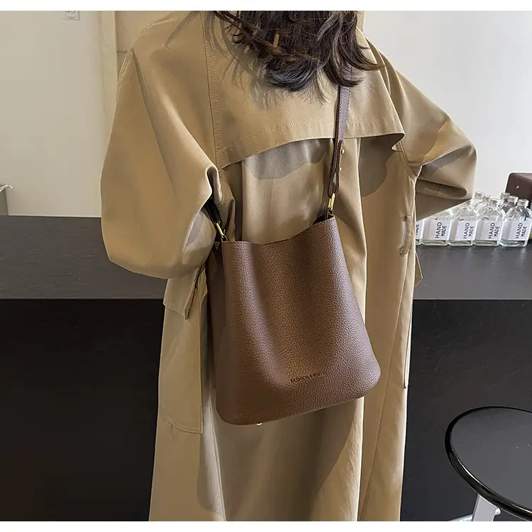 2024 Litchi Pattern Bucket Bag Women Tan — feature 30
