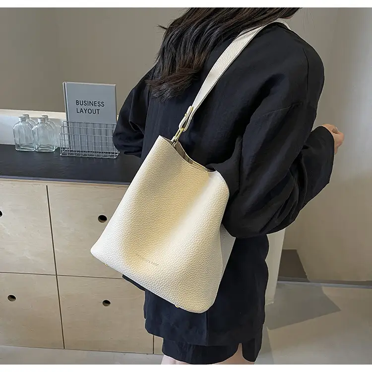 2024 Litchi Pattern Bucket Bag Women Tan — feature 34