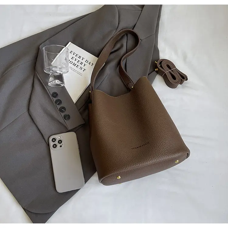 2024 Litchi Pattern Bucket Bag Women Tan — feature 6