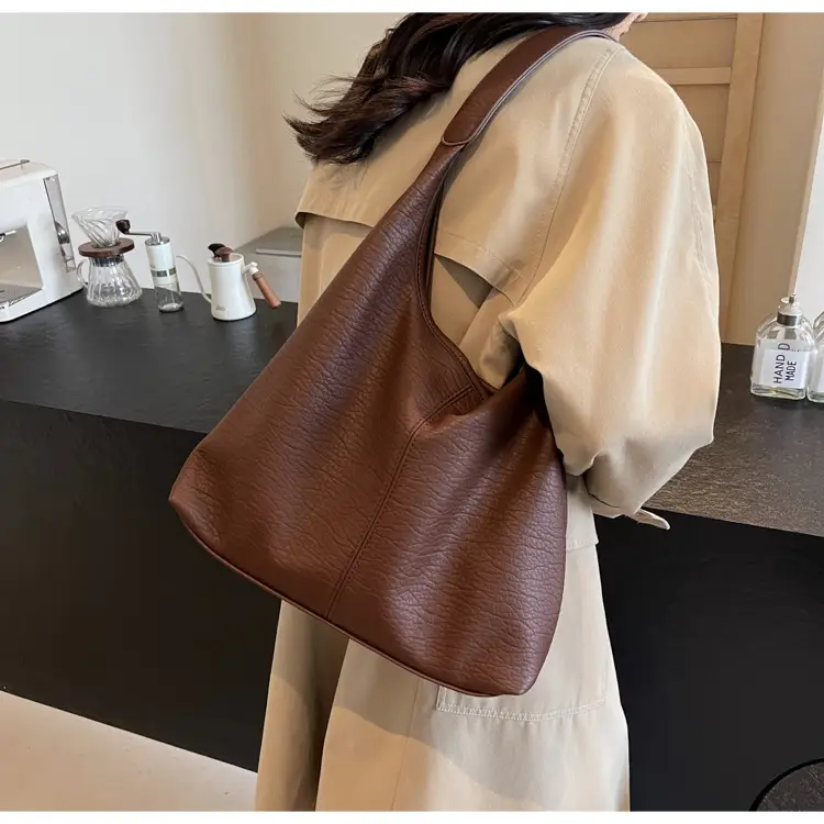 Women Large Capacity Shoulder Bag Tan 2026 — feature 33