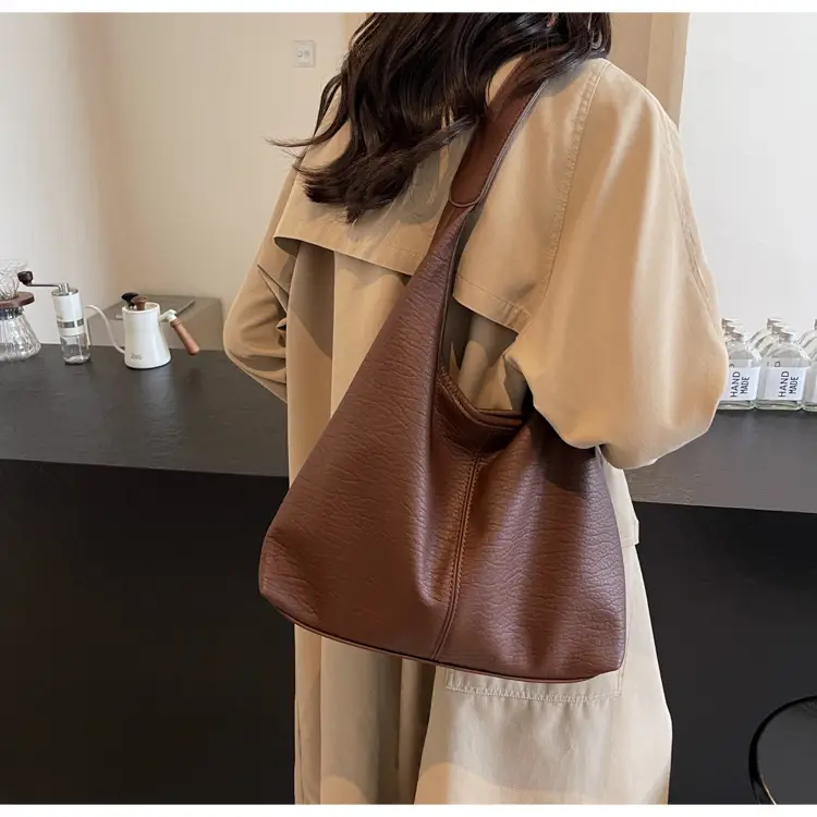 Women Large Capacity Shoulder Bag Tan 2026 — feature 36