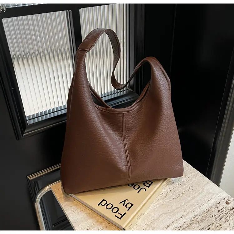 Women Large Capacity Shoulder Bag Tan 2026 — feature 42