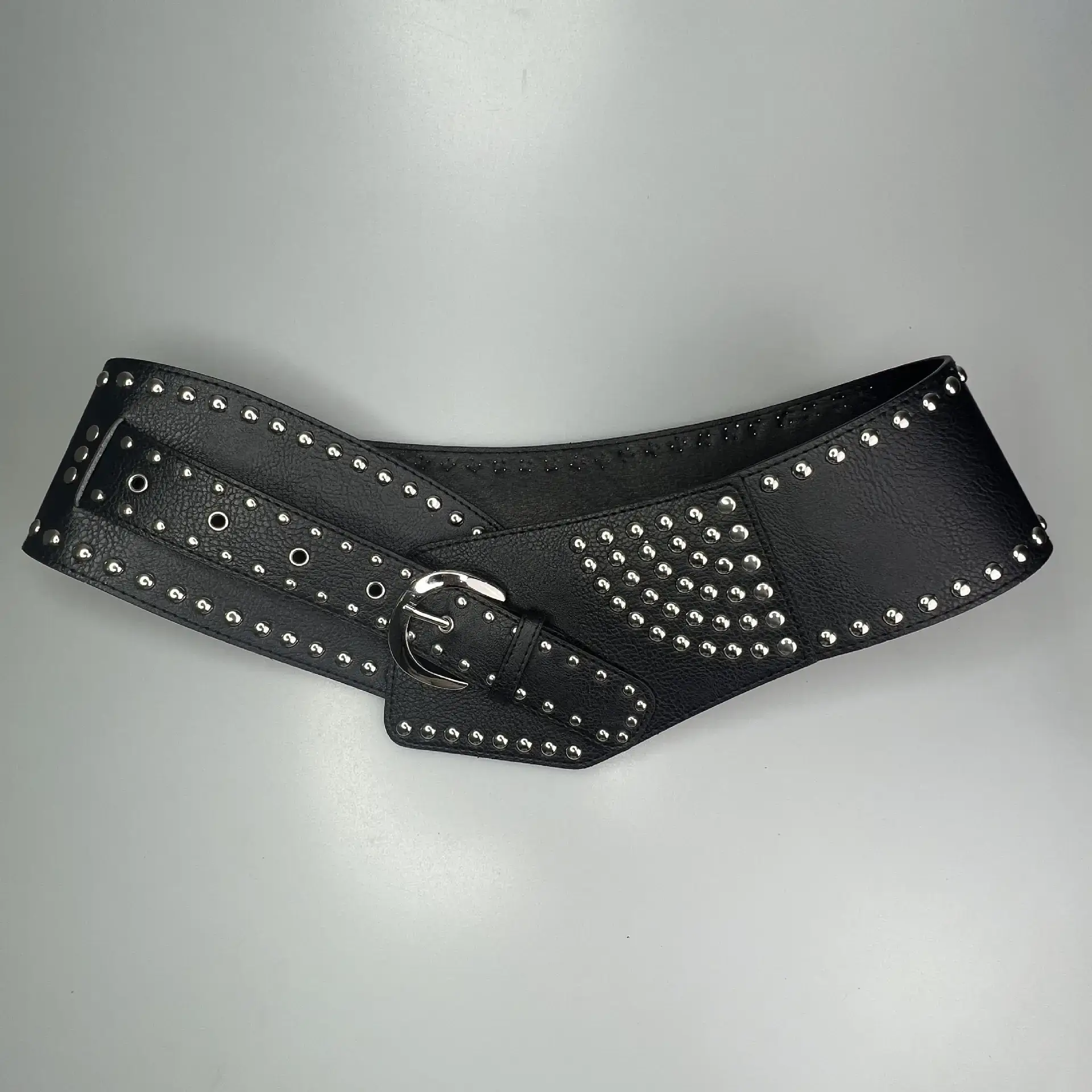 Adjustable Metal Beaded Belt for Women — feature 2