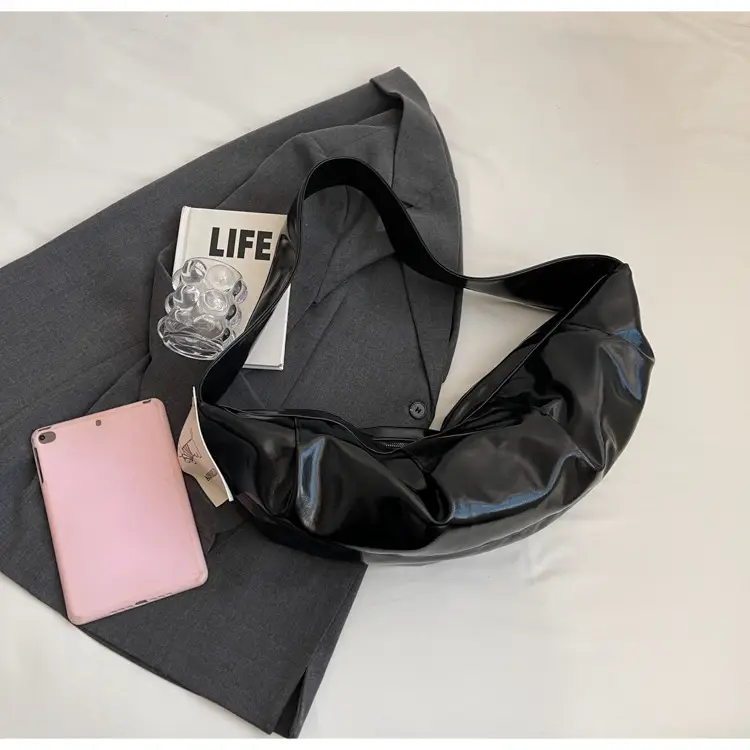 2025 Winter New Horn Bag Women Large Capacity Shiny — feature 17