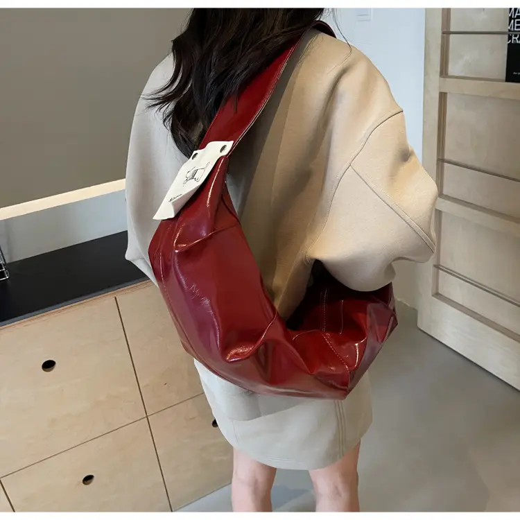 2025 Winter New Horn Bag Women Large Capacity Shiny — feature 24