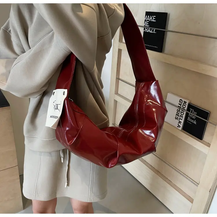 2025 Winter New Horn Bag Women Large Capacity Shiny — feature 25