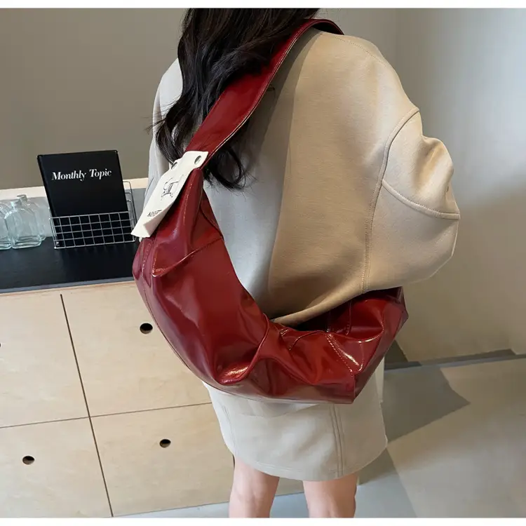 2025 Winter New Horn Bag Women Large Capacity Shiny — feature 26