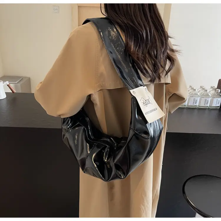 2025 Winter New Horn Bag Women Large Capacity Shiny — feature 38
