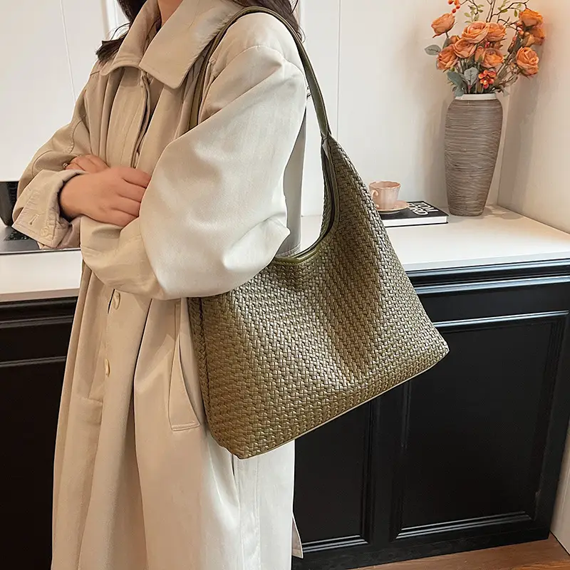 Women Crossbody Bag Large Capacity Woven Beige - Image 8
