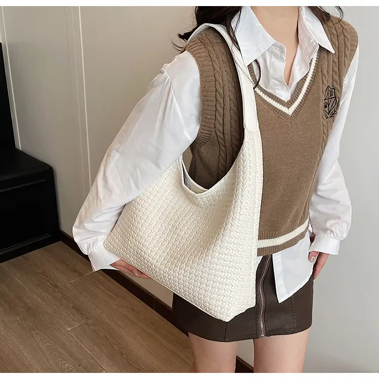 Women Crossbody Bag Large Capacity Woven Beige — feature 19