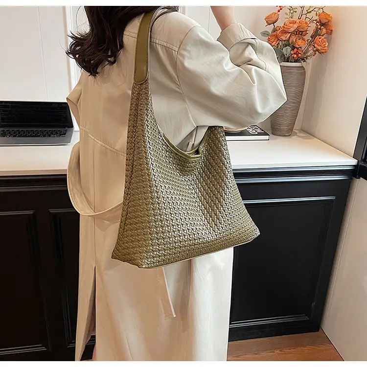 Women Crossbody Bag Large Capacity Woven Beige — feature 23
