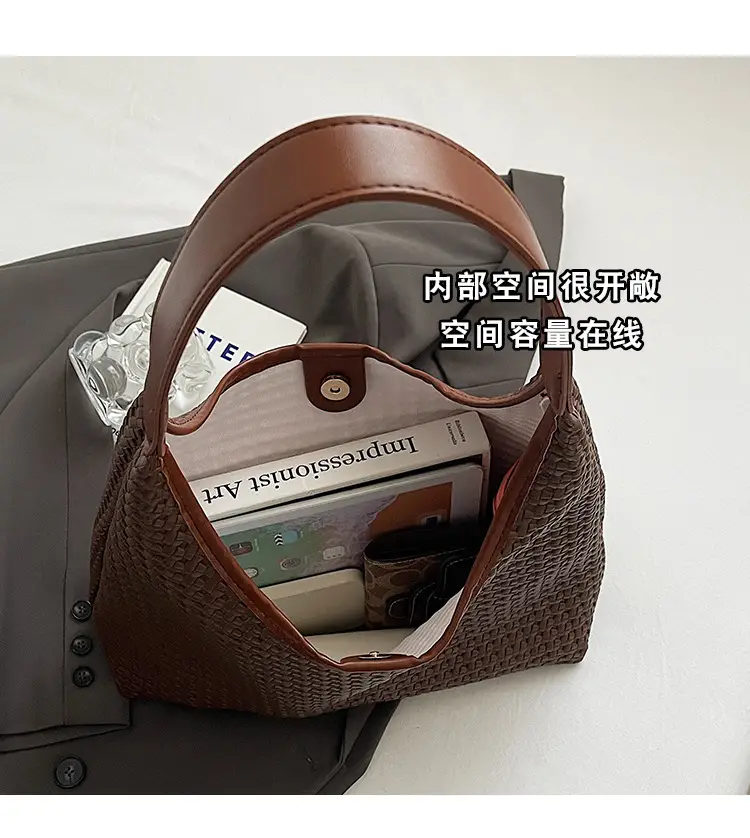 Women Crossbody Bag Large Capacity Woven Beige — feature 8