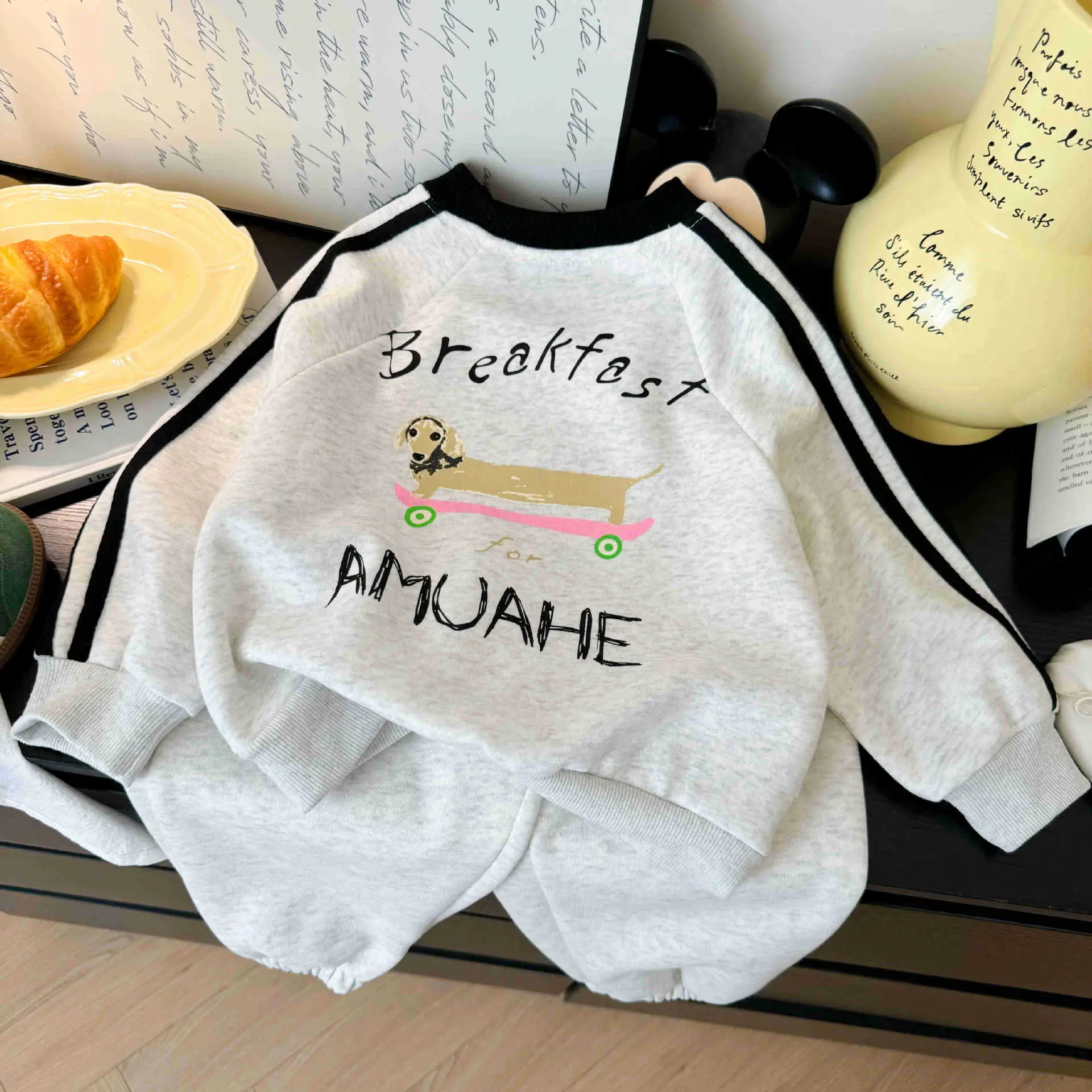 Children's Cartoon Sweatshirt Set White Black