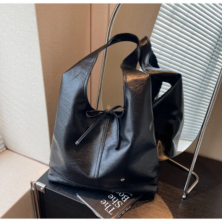 Large Capacity Women's Tote Bag Brown Leather Winter Shoulder — feature 34