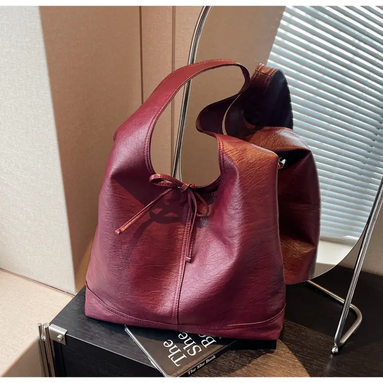Large Capacity Women's Tote Bag Brown Leather Winter Shoulder — feature 35