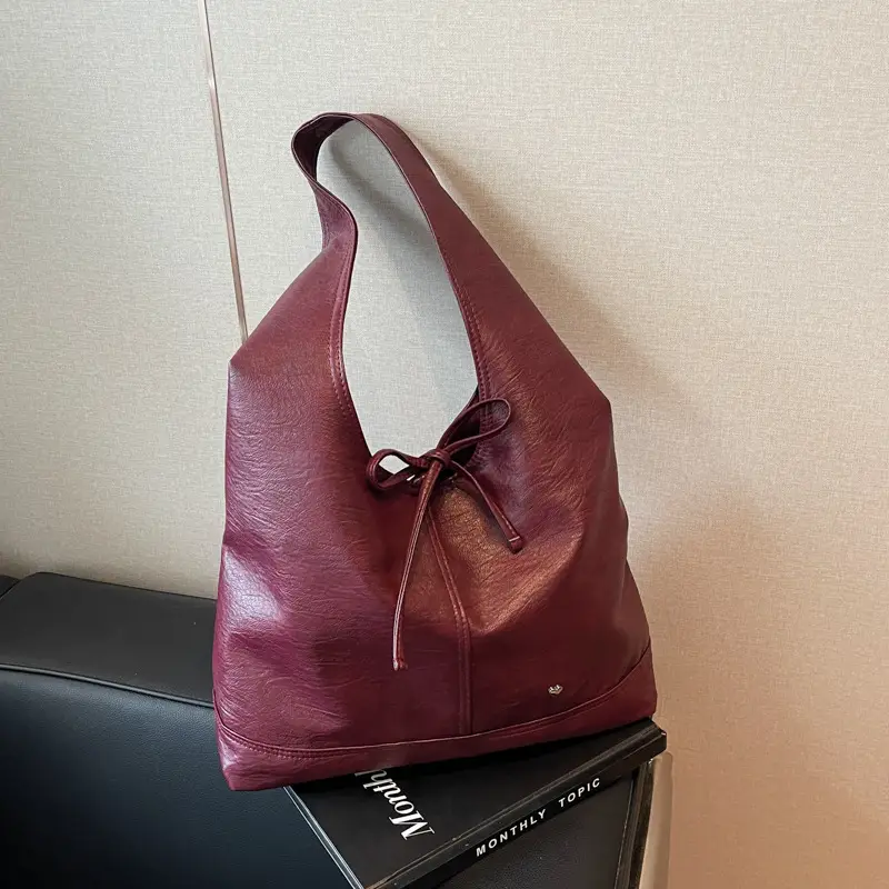 Large Capacity Women's Tote Bag Brown Leather Winter Shoulder