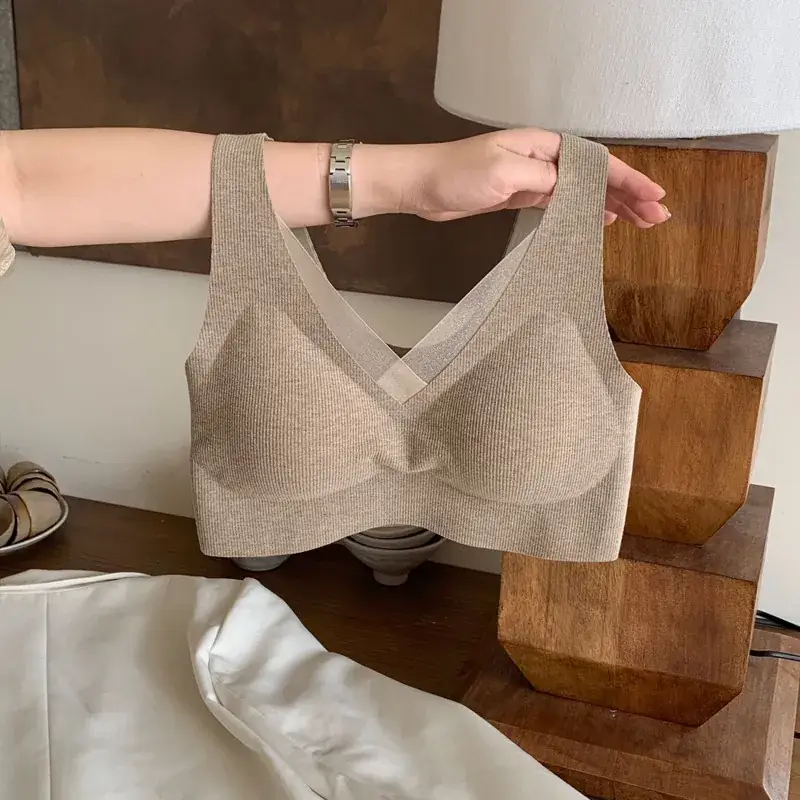 Autumn Winter Warm Non-Rimless Pull-up Bra for Women - Image 3