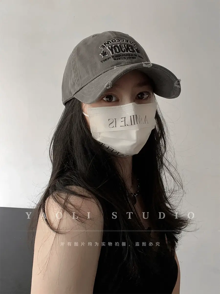 Women Baseball Cap with Hole Embroidery Tan Big Head Sunshade — feature 25