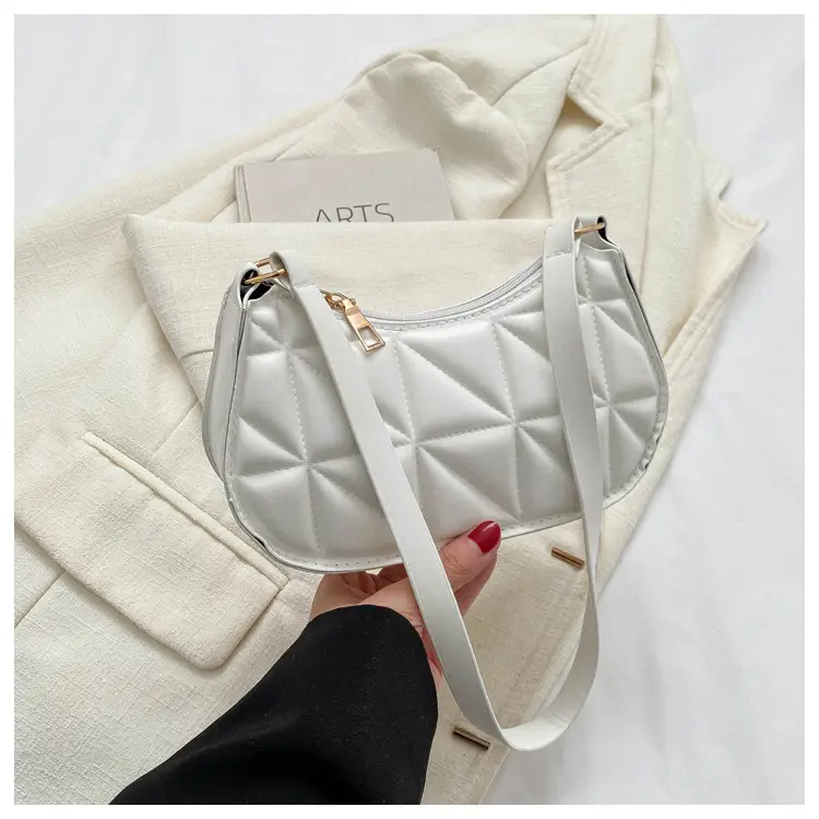 Black Rhombic Shoulder Bag Women 2023 Winter — feature 21
