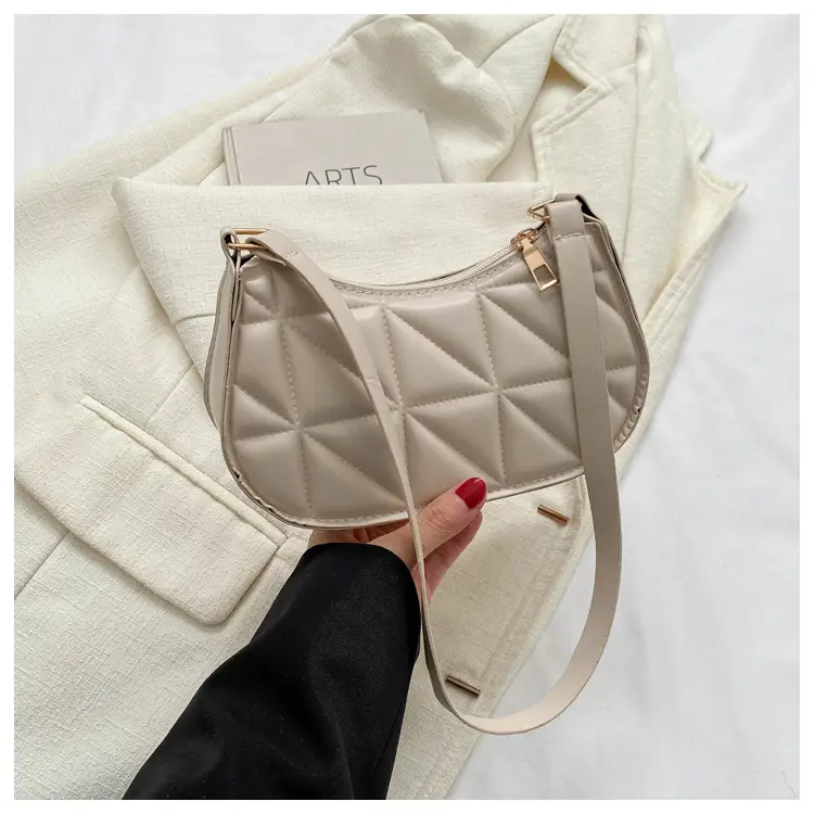 Black Rhombic Shoulder Bag Women 2023 Winter — feature 23