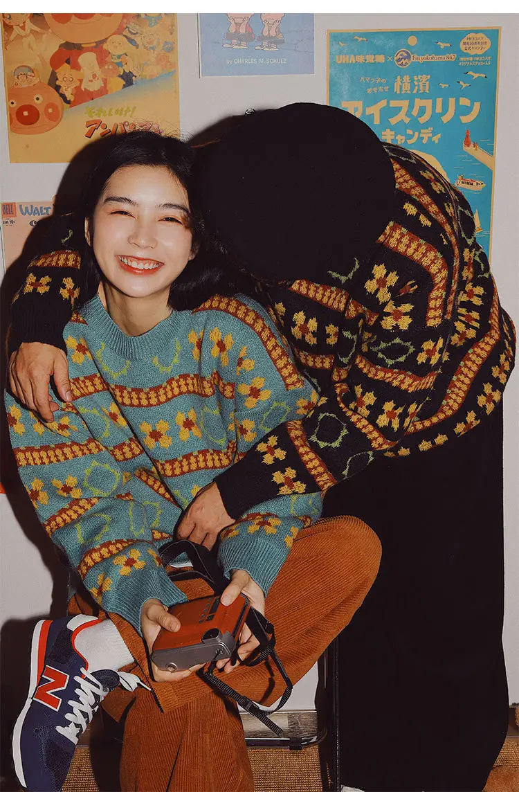 Men's Retro Mori Style Sweater Outfit Blue Orange Winter Wear — feature 6