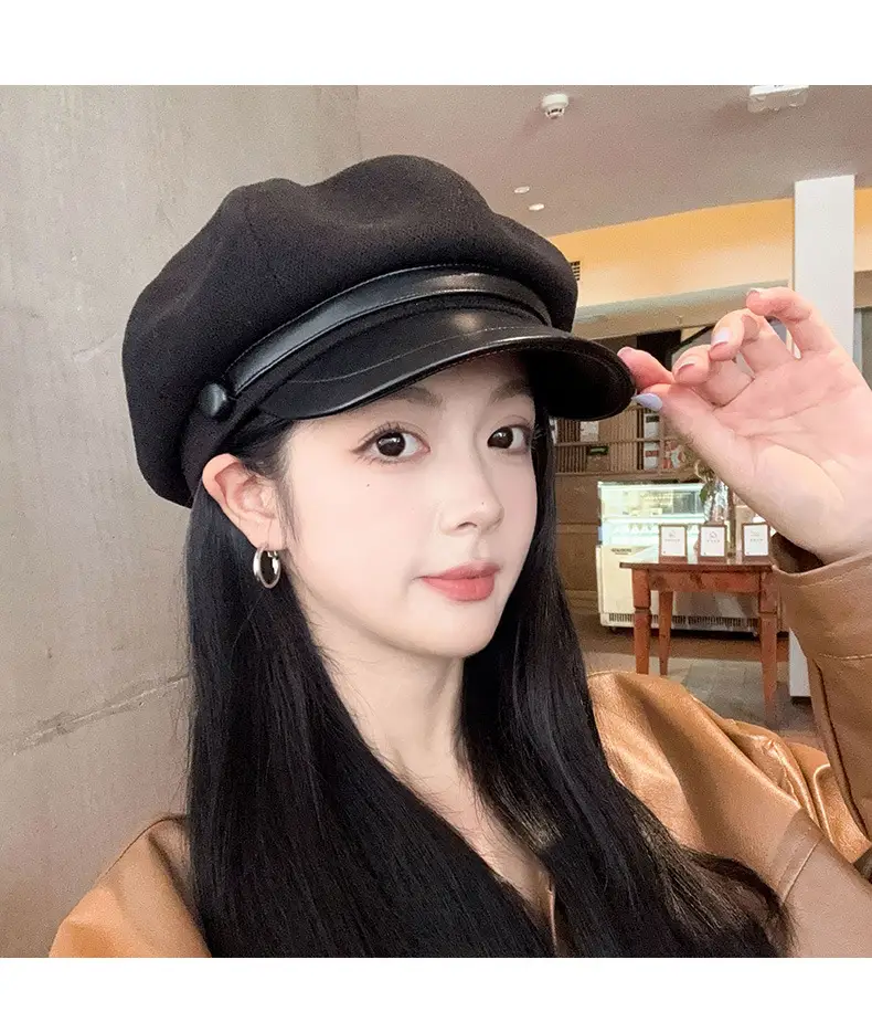 Women's Leather Duck Tongue Beret with Elegant Brim — feature 6