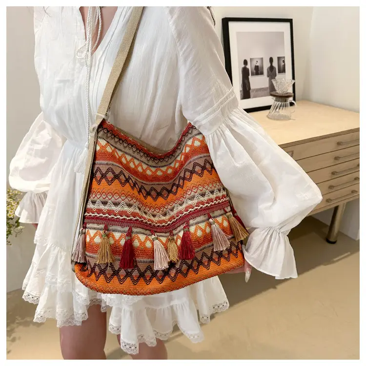 Ethnic Multi-Purpose Tassel Shoulder Bag Large Capacity Women — feature 10