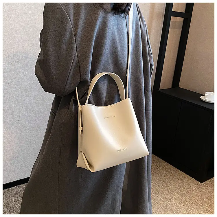 Women's Brown Leather Bucket Bag Small 2024 β feature 15