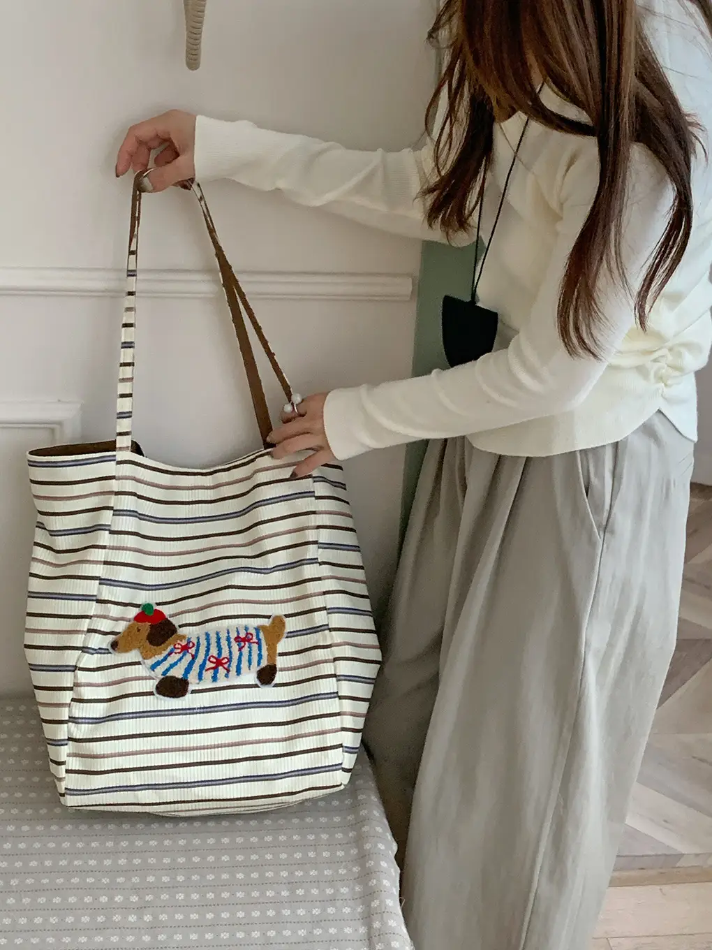 Puppy Plaid Tote Bag Blue Red Underarm Shoulder Bag — feature 28
