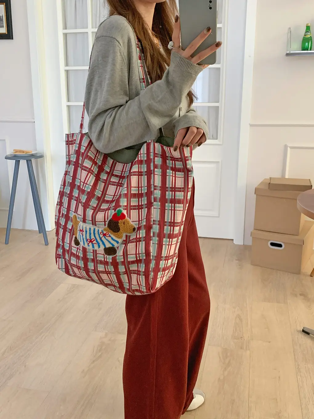 Puppy Plaid Tote Bag Blue Red Underarm Shoulder Bag — feature 8