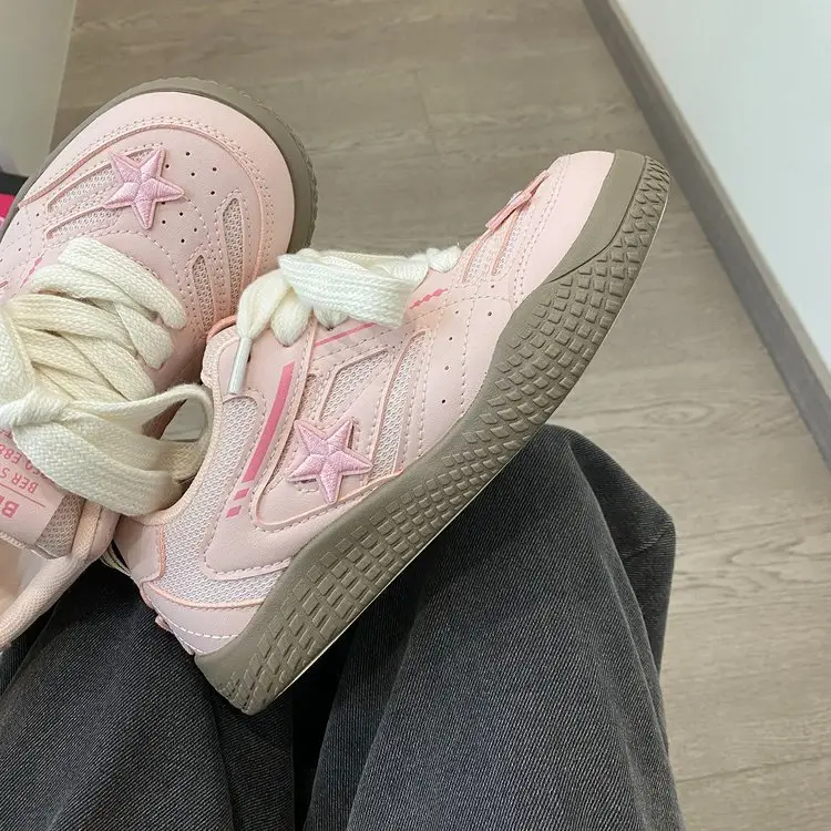 Campus sweet wind stars training board shoes 2024 autumn new high color value thick bottom breathable not stuffy feet sneaker — feature 3