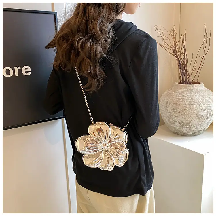 Women's 3D Floral Shoulder Messenger Bag Brown — feature 21