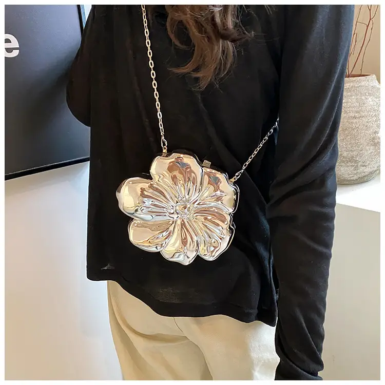 Women's 3D Floral Shoulder Messenger Bag Brown — feature 26