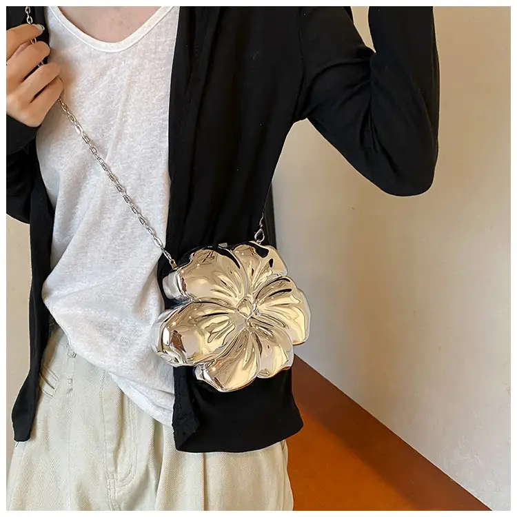 Women's 3D Floral Shoulder Messenger Bag Brown — feature 28