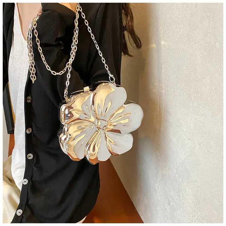 Women's 3D Floral Shoulder Messenger Bag Brown — feature 37