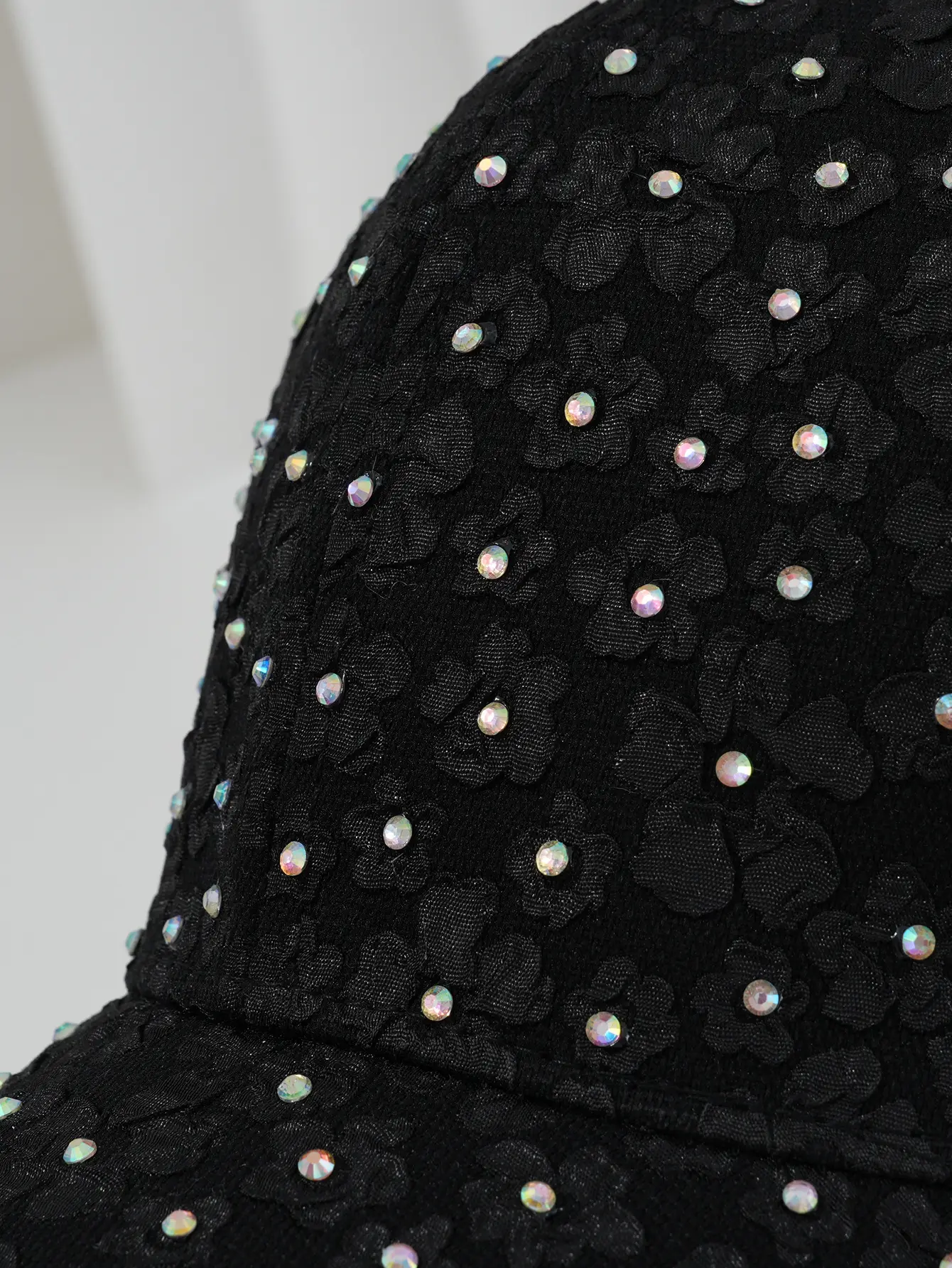 Beige Flower Embellished Baseball Cap for Women Men — feature 2