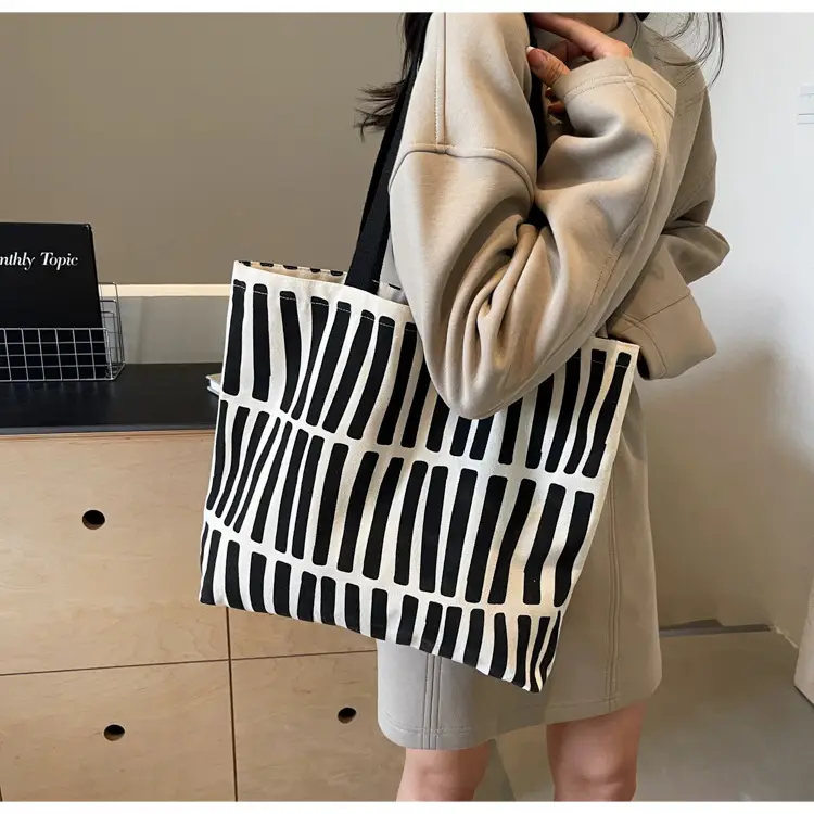 Women Canvas Graffiti Tote Bag Large Capacity Korean Style — feature 21