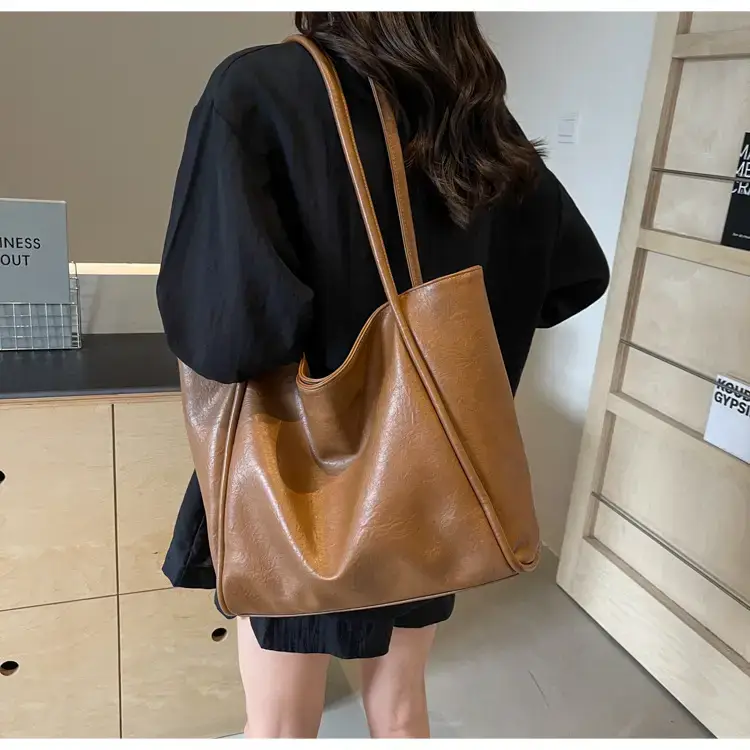 Large Capacity Retro Style Shoulder Tote Bag for Women — feature 16