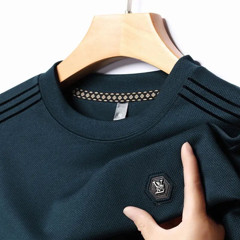 Men Black Long Sleeve T-Shirt Round Neck Casual Wear — feature 3