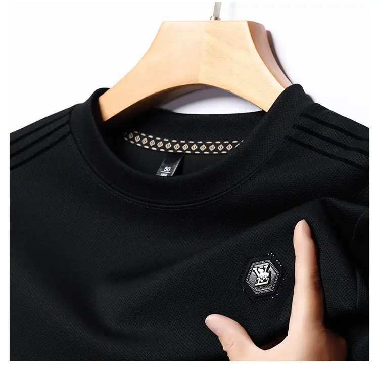 Men Black Long Sleeve T-Shirt Round Neck Casual Wear — feature 32
