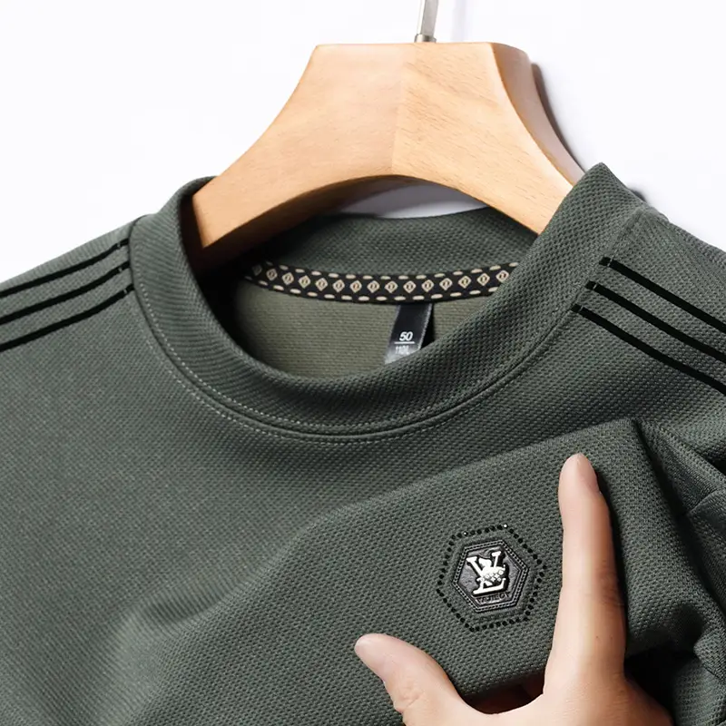 Men Black Long Sleeve T-Shirt Round Neck Casual Wear — feature 4