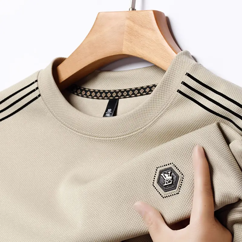 Men Black Long Sleeve T-Shirt Round Neck Casual Wear — feature 7