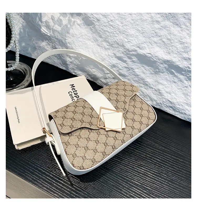 Women's Monogram Crossbody Bag 2024 New Style — feature 33