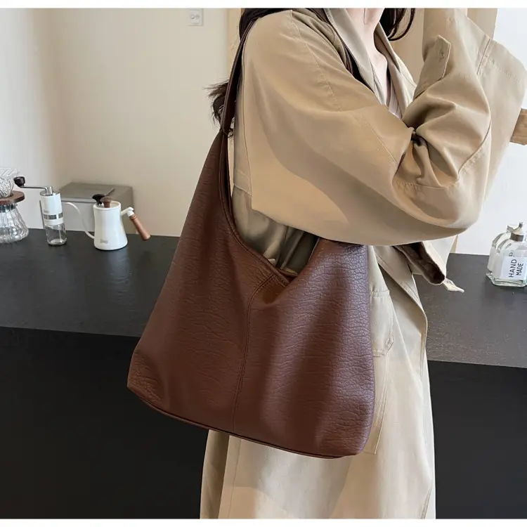 Brown Large Capacity Shoulder Bag for Women — feature 17