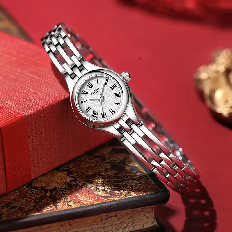 Women's Gold Alloy Quartz Watch with Hollow Bracelet - Image 3
