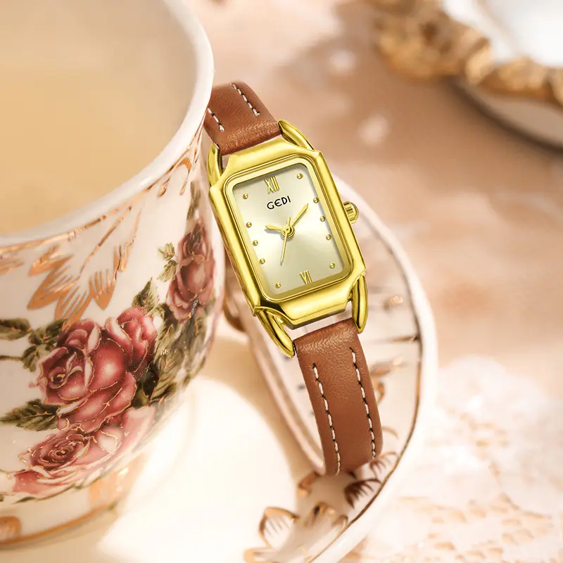 Gold Square Watch for Women Quartz Belt Watch - Image 6