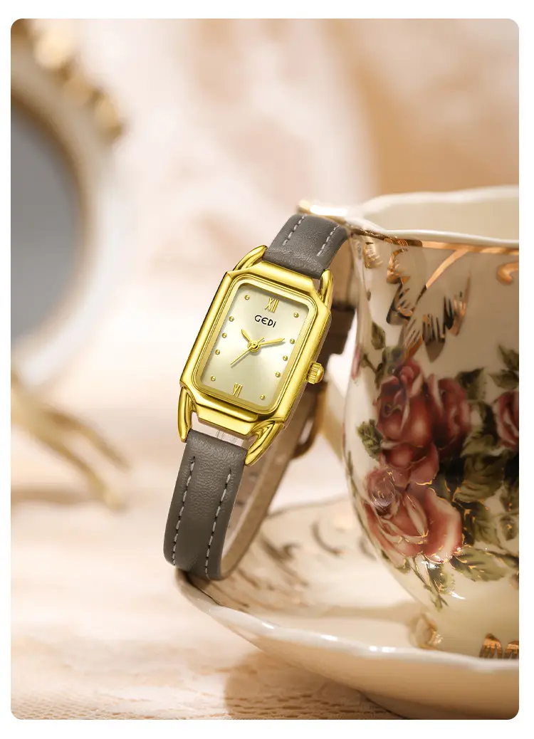 Gold Square Watch for Women Quartz Belt Watch — feature 10