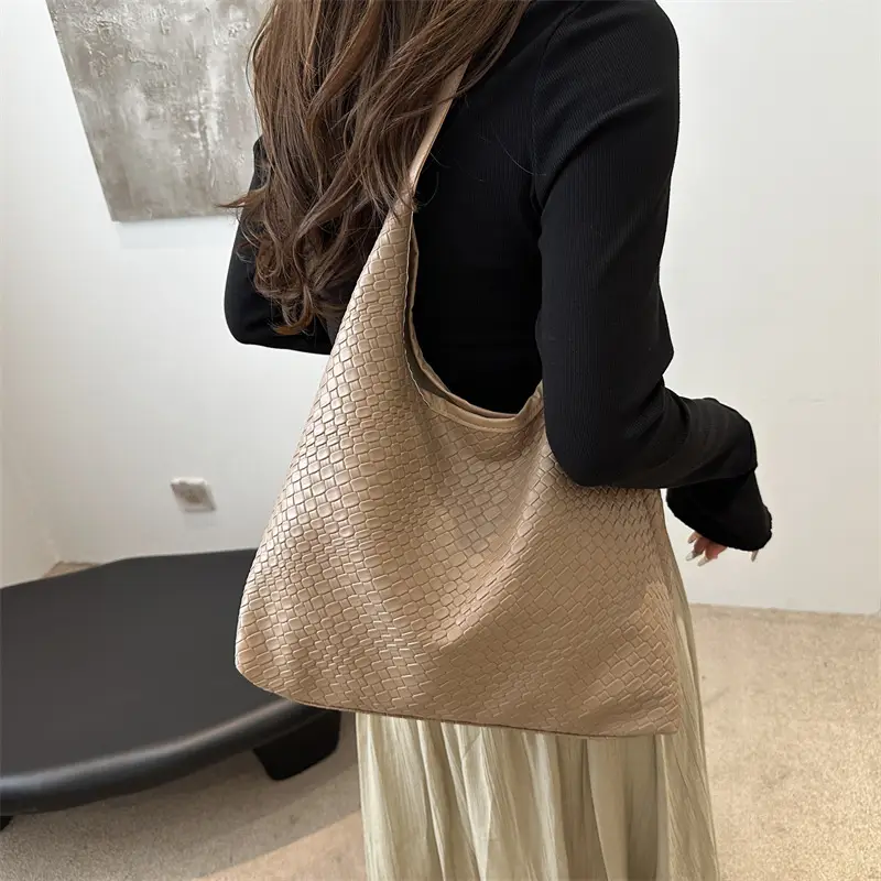 Black Woven Shoulder Tote Bag with Underarm Pocket - Image 7