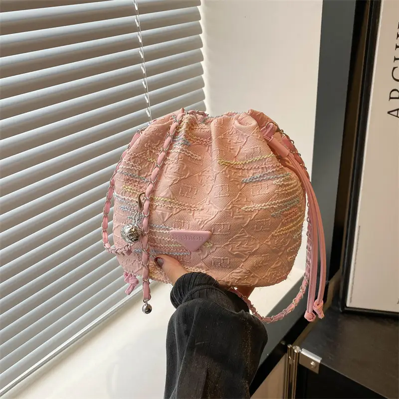 New Chinese Embroidered Crossbody Bag Women's Summer - Image 6